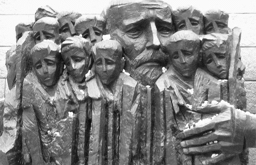 Janusz Korczak
and Children
-Holocaust
Remembrance