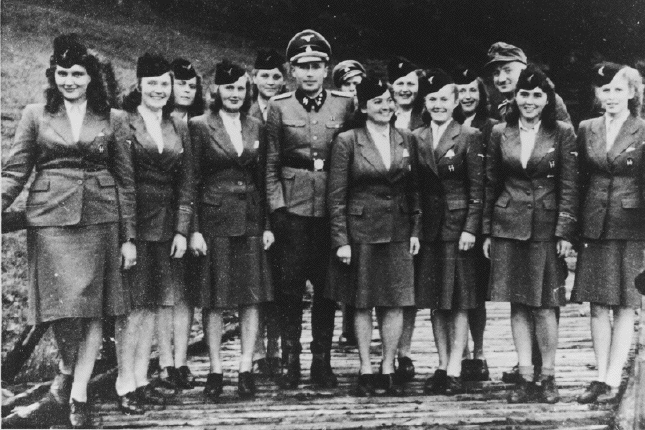 Members of female auxiliaries from
Auschwitz
